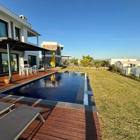 Vila A Ortakentyahsi